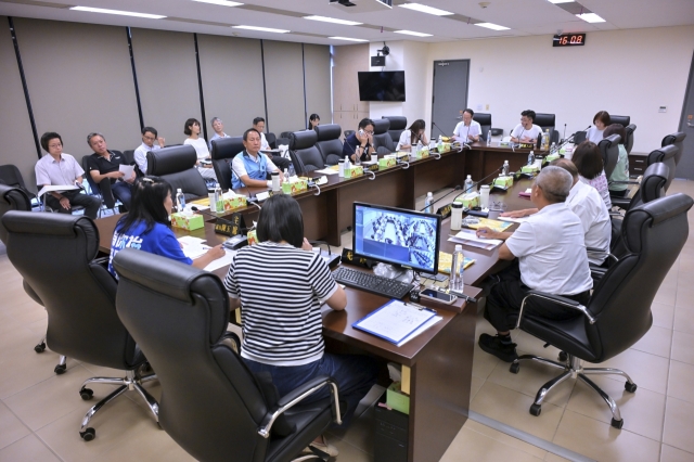 2026-08-19 第20屆第21-24次臨時會-分組審查會(共30張)
